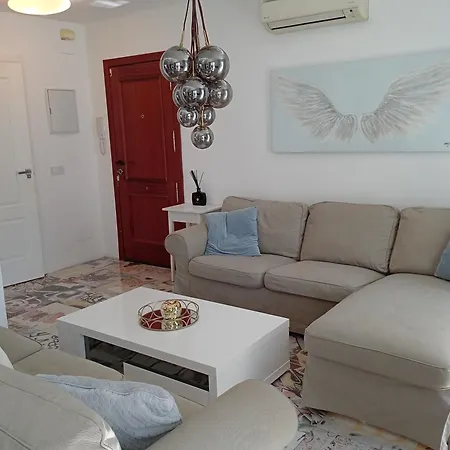 Estupendo Piso 2 Habitaciones , Salon Wifi - Elviria Marbella