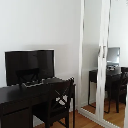 Estupendo Piso 2 Habitaciones , Salon Wifi - Elviria * Marbella